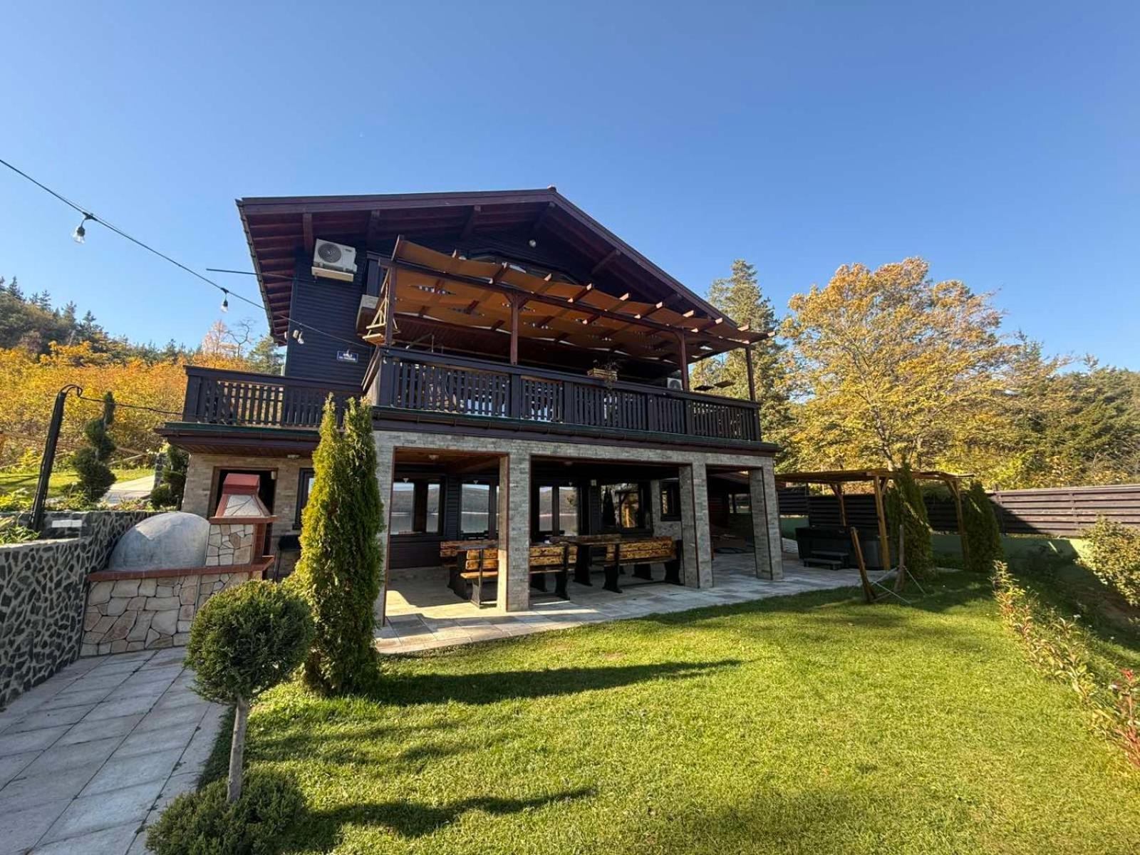 Villa Iskar Lake Residence By Bookvillabg Starkelovo Gnezdo Kültér fotó